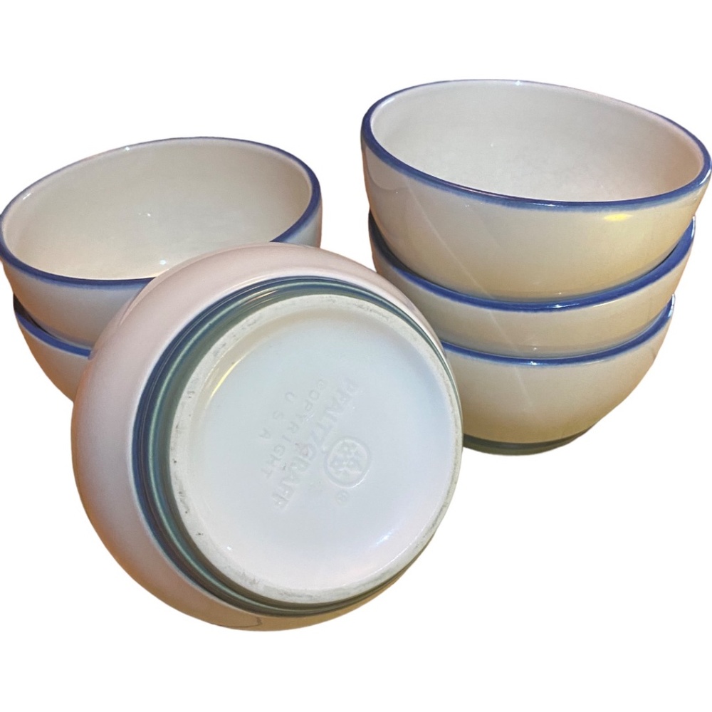 Vintage Pfaltzgraff Ceramic bowls. Set of 6.
